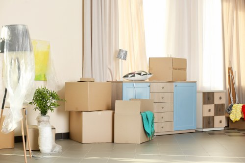 Removal van and moving boxes for a Welling home move