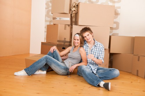 Local removals truck helping with home moves in Welling