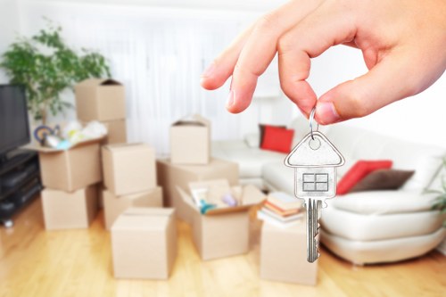 Professional movers handling packing and transport in Welling