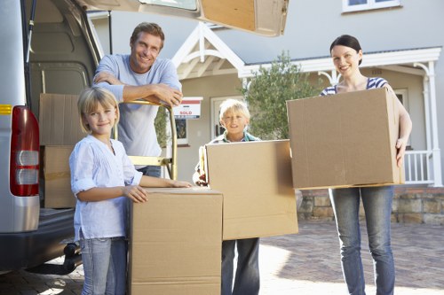 Packing and loading support for small moves in Welling