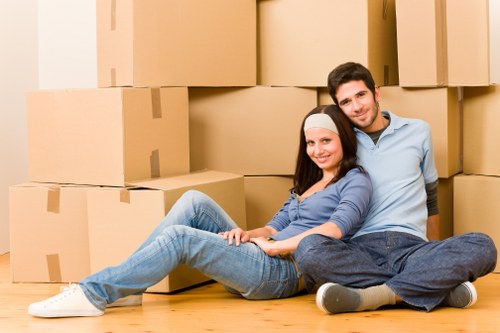 Truck hire service for flats and homes around Welling
